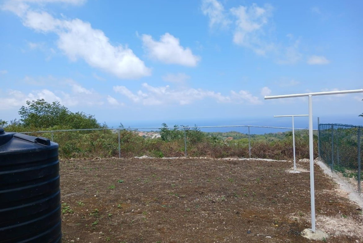 Nineteenth image of 185 Edmund Ridge Estate in SPOT VALLEY, St. James, Jamaica - property is For Rent