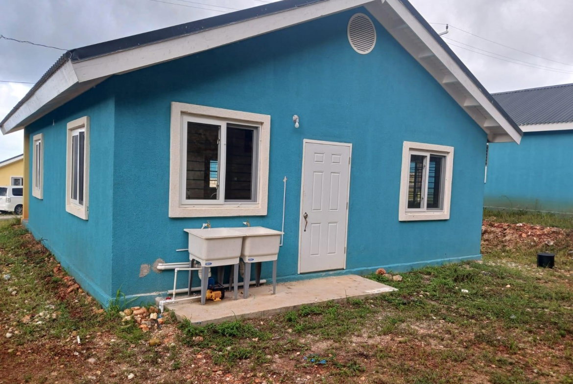 Twelfth image of 95 Edmund Ridge Estate in SPOT VALLEY, St. James, Jamaica - property is For Rent