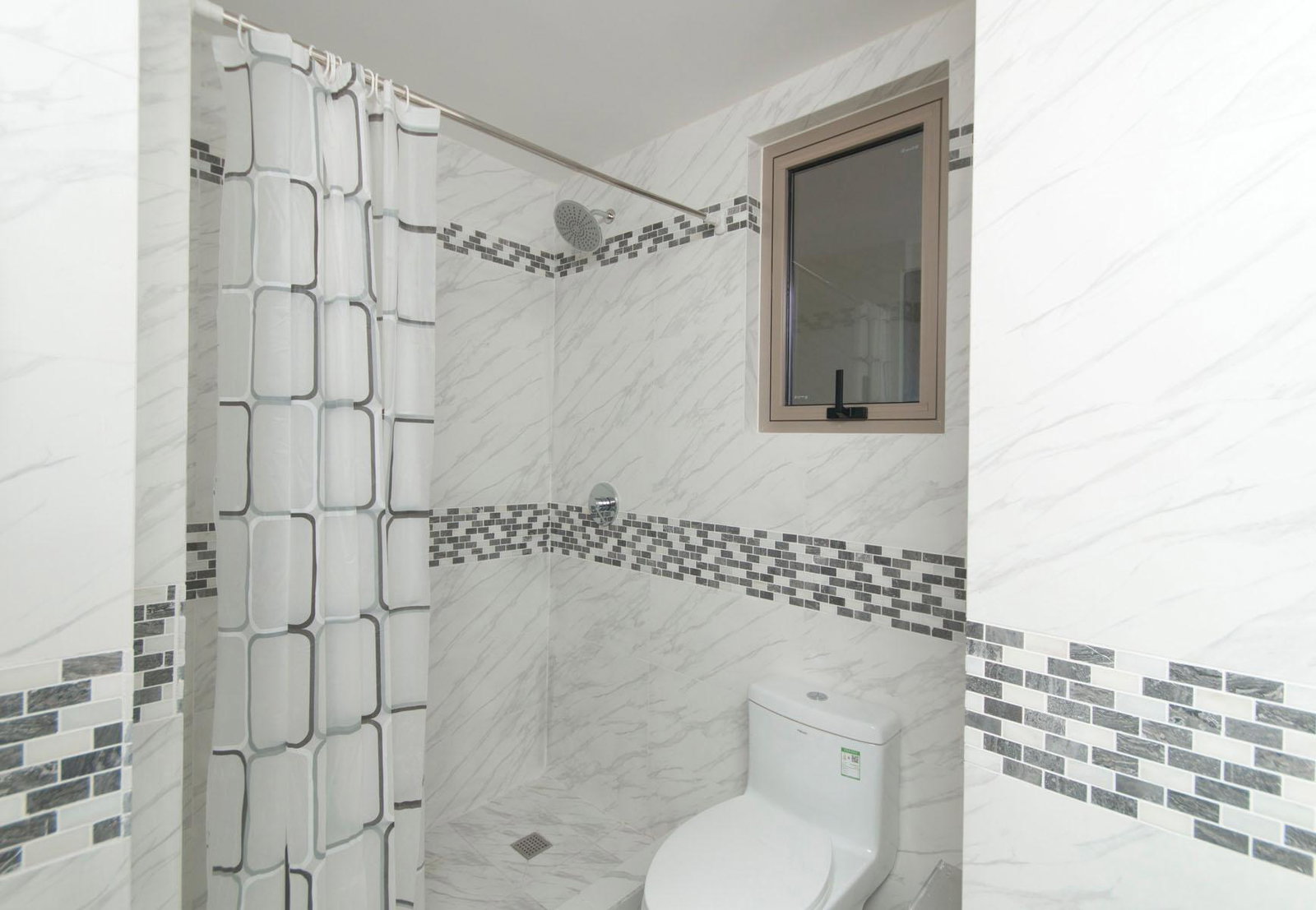 Thirteenth image of B5-4-50 1/4 Deanery Road in Kingston 3, St. Andrew, Jamaica - property is For Sale
