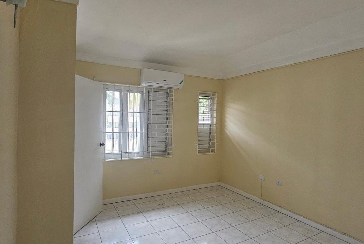 Seventeenth image of 32-4-12 Renfrew Road in Kingston 10, St. Andrew, Jamaica - property is For Rent