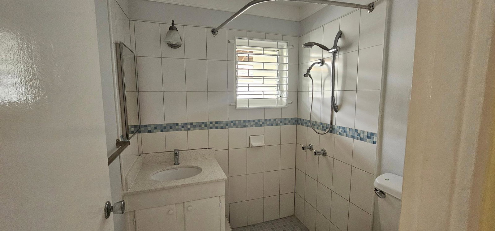 Stunning-2-Bedroom-Penthouse-for-Rent-in-New-Kingston-Jamaica Eighteenth image of 32-4-12 Renfrew Road in Kingston 10, St. Andrew, Jamaica - property is For Rent
