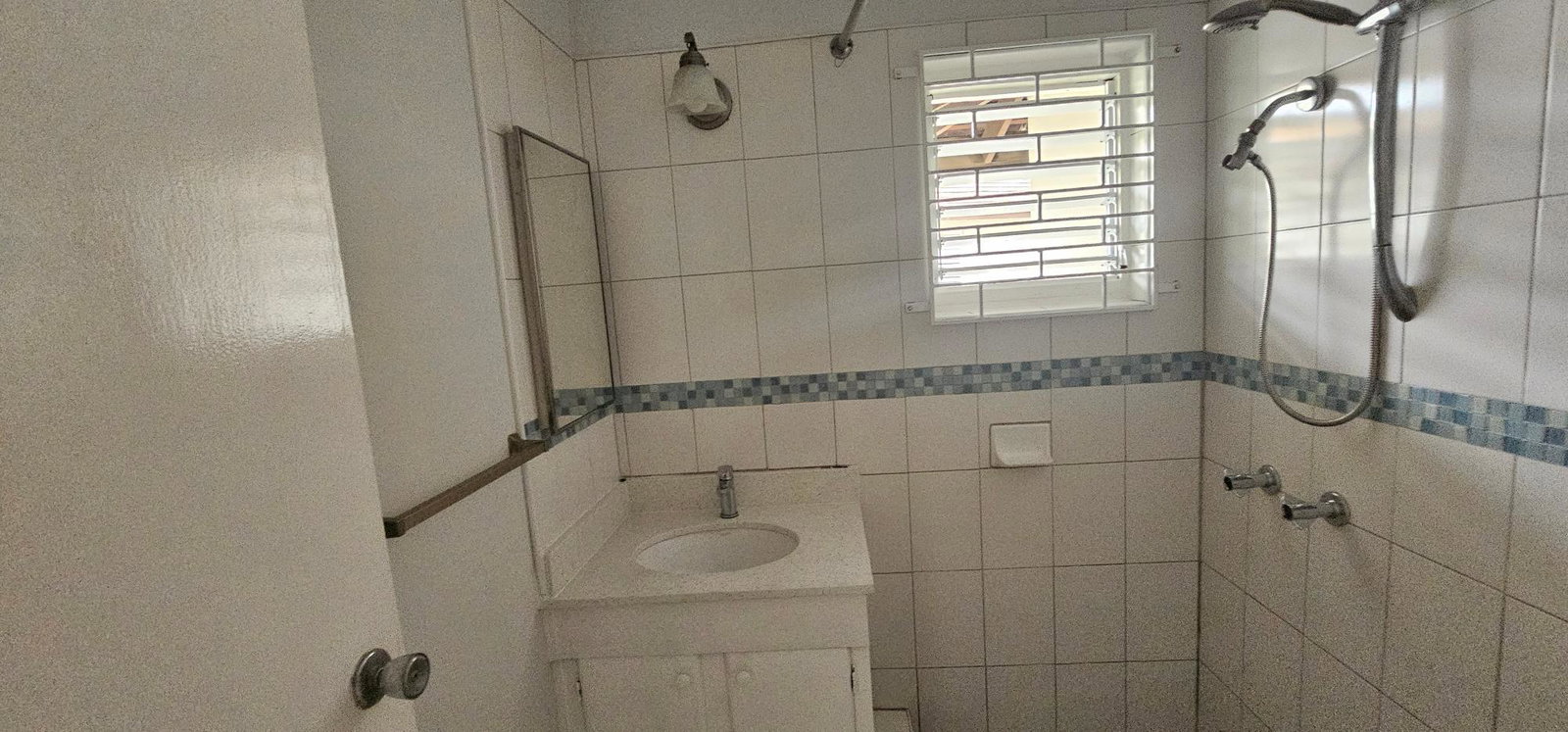 Stunning-2-Bedroom-Penthouse-for-Rent-in-New-Kingston-Jamaica Nineteenth image of 32-4-12 Renfrew Road in Kingston 10, St. Andrew, Jamaica - property is For Rent