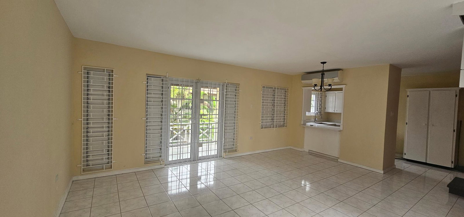 Stunning-2-Bedroom-Penthouse-for-Rent-in-New-Kingston-Jamaica Tenth image of 32-4-12 Renfrew Road in Kingston 10, St. Andrew, Jamaica - property is For Rent