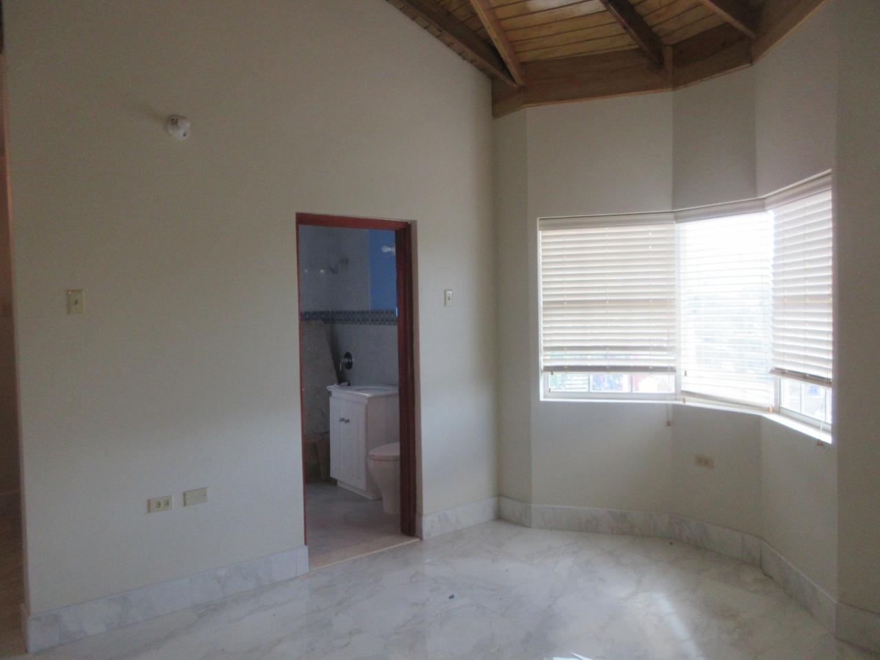 Twelfth image of 1st Floor-8 South Hopefield Ave in Kingston 6, St. Andrew, Jamaica - property is For Rent