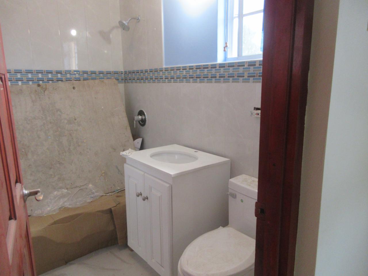 Thirteenth image of 1st Floor-8 South Hopefield Ave in Kingston 6, St. Andrew, Jamaica - property is For Rent