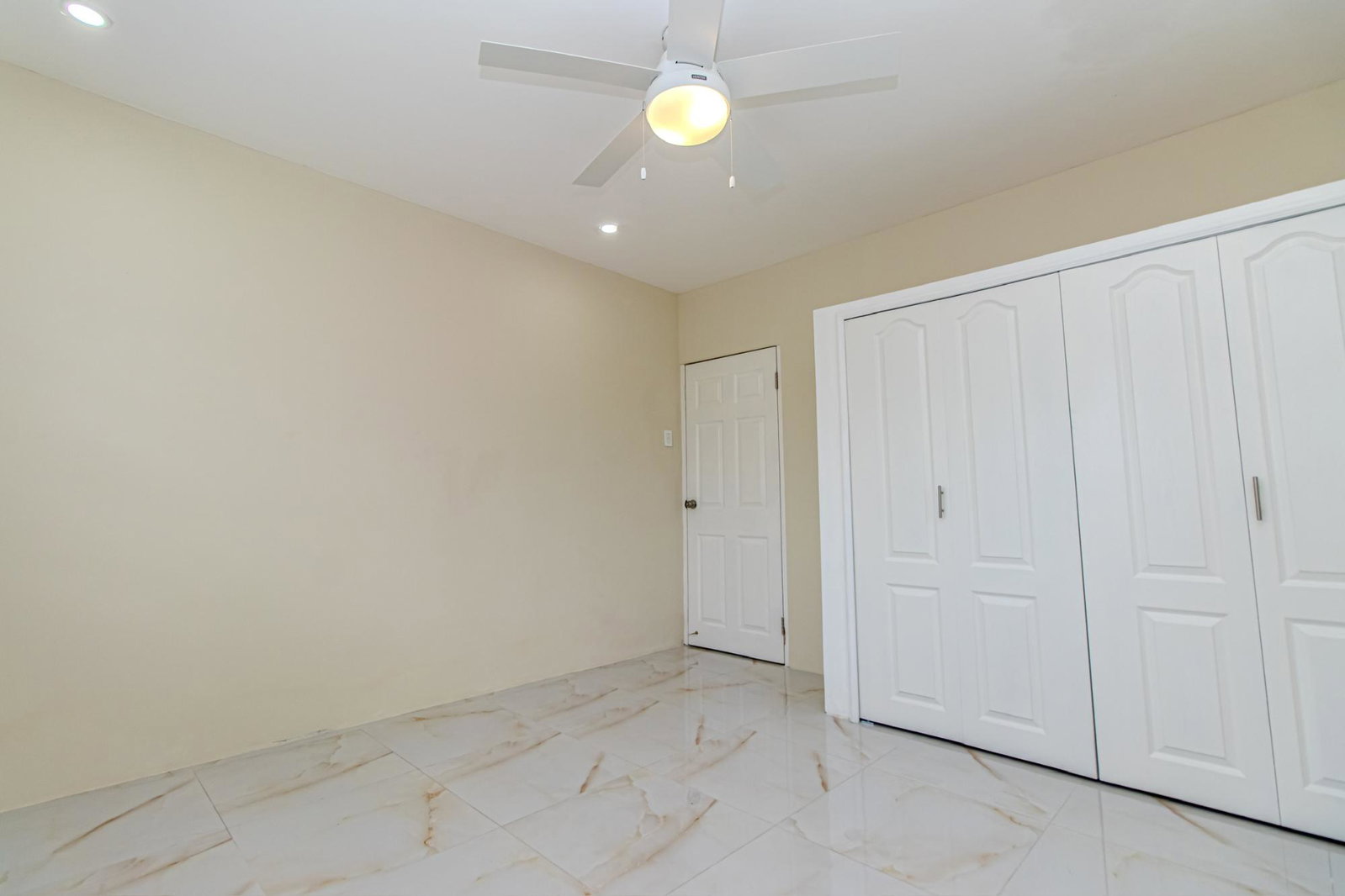 Sixteenth image of 1 Seatonhurst ct in Kingston 5, St. Andrew, Jamaica - property is For Rent