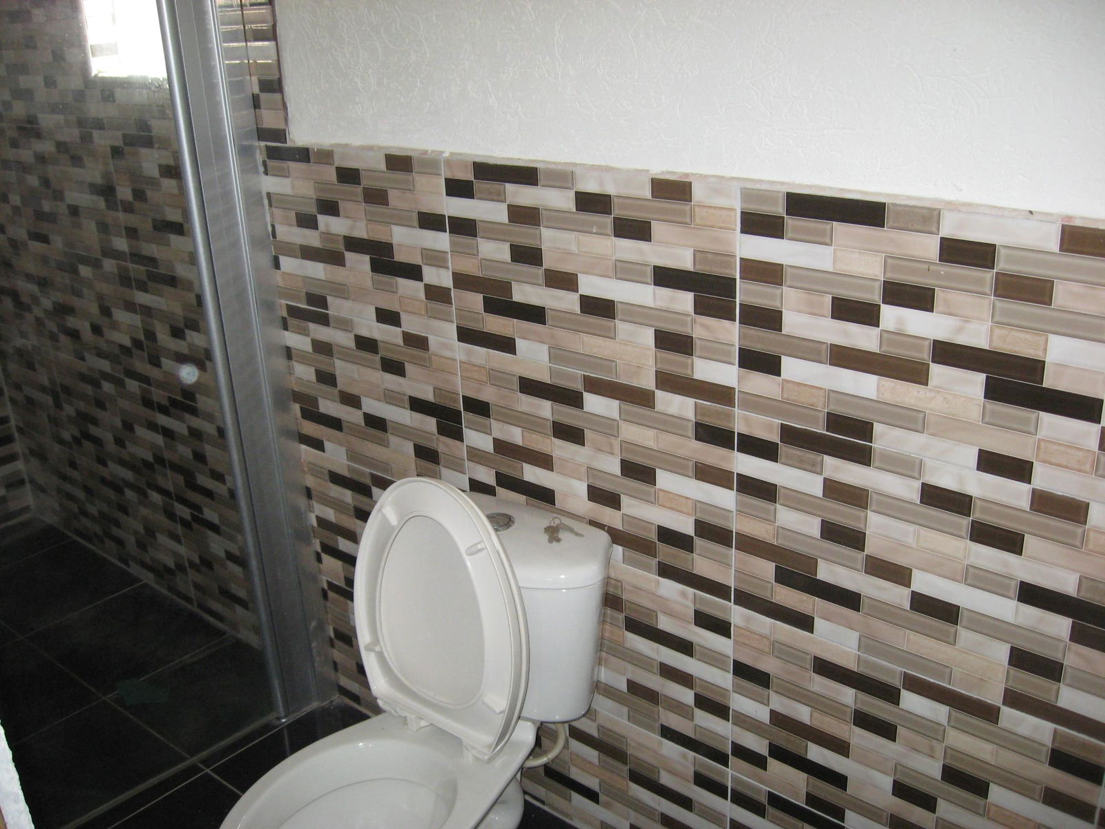 Stunning-3-Bed-3-Bath-Modern-House-for-Sale-in-Magil-Palms-Jamaica Second image of 438 Travellers Terrace in MAGIL PALMS, St. Catherine, Jamaica - property is For Sale