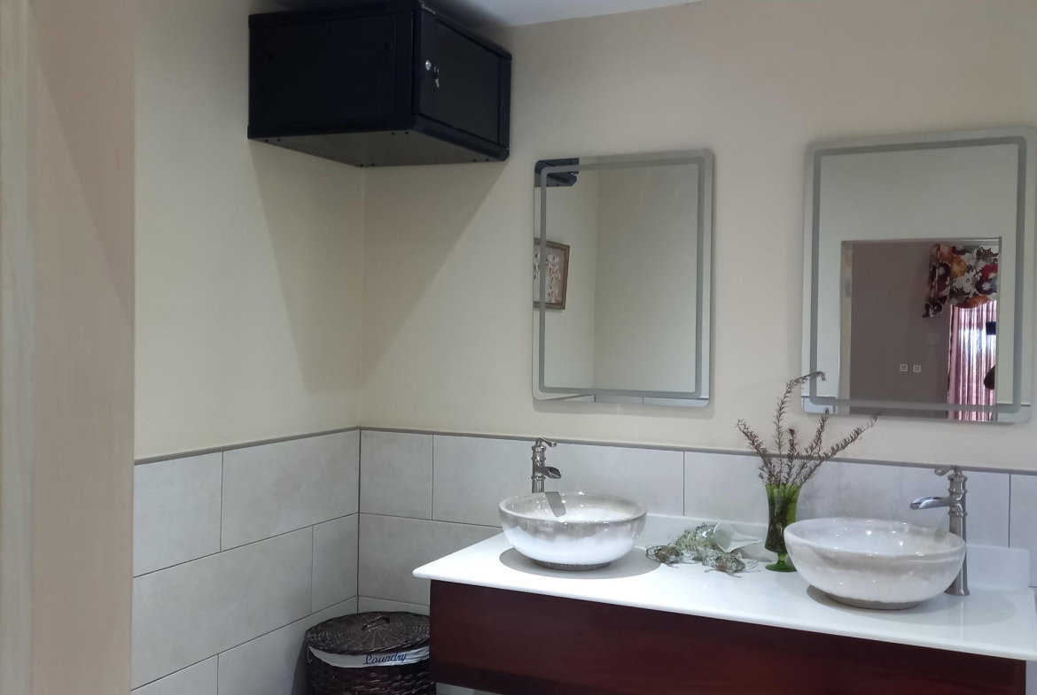 Sixteenth image of 20 Brentwood Terrace, in Red Hills, St. Andrew, Jamaica - property is For Rent