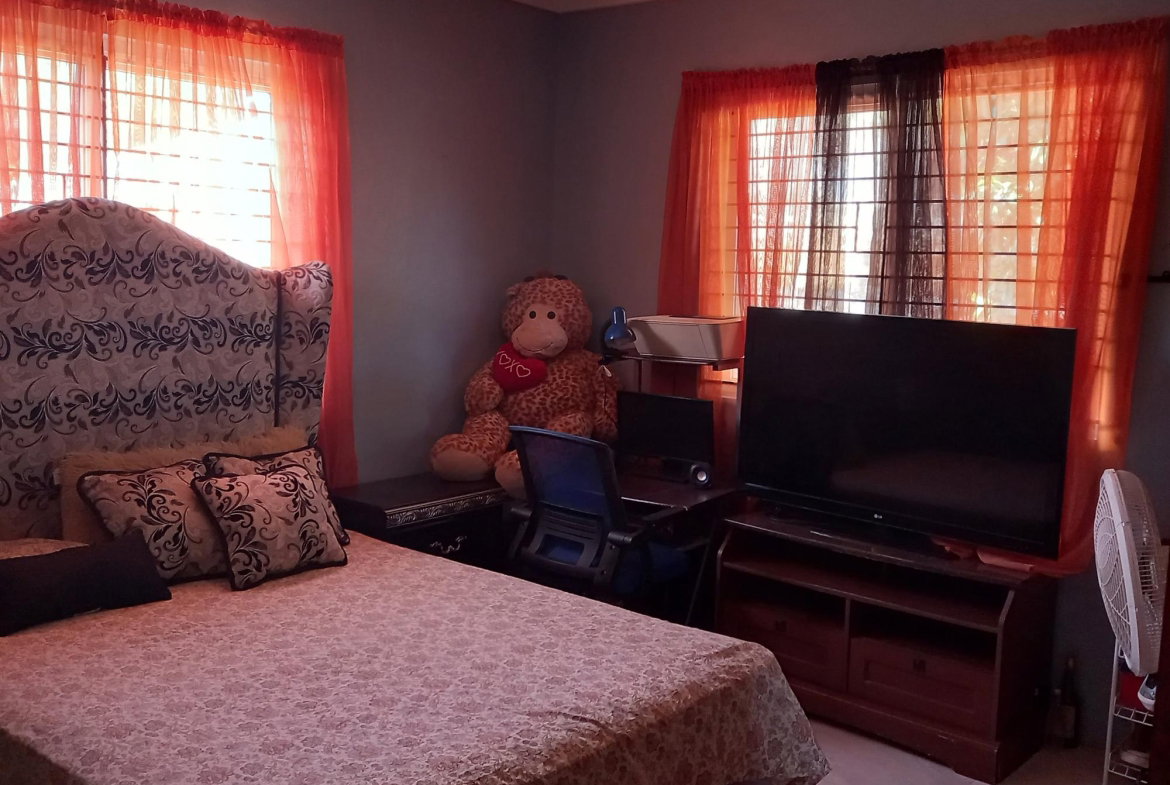 Eighteenth image of 20 Brentwood Terrace, in Red Hills, St. Andrew, Jamaica - property is For Rent