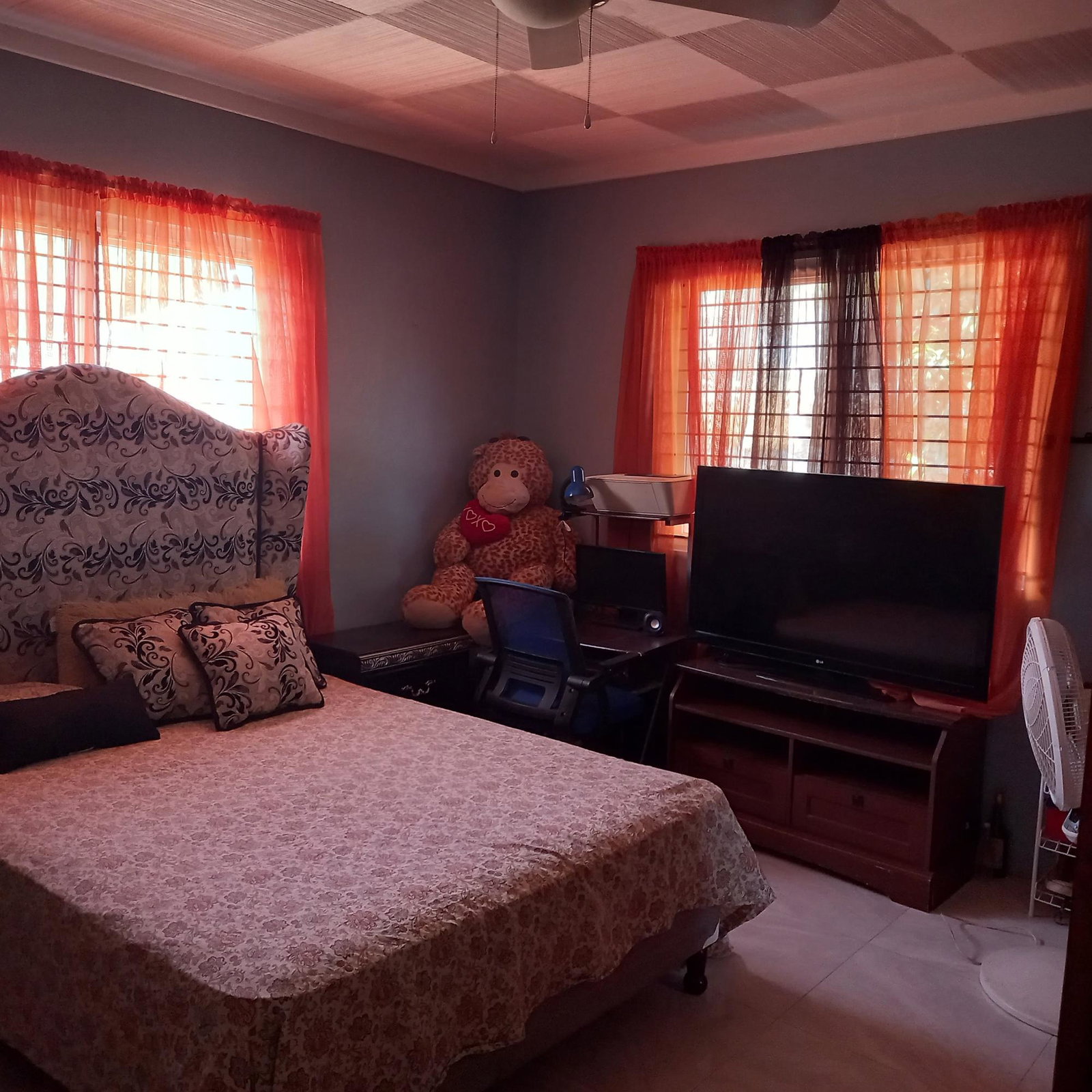 Eighteenth image of 20 Brentwood Terrace, in Red Hills, St. Andrew, Jamaica - property is For Rent
