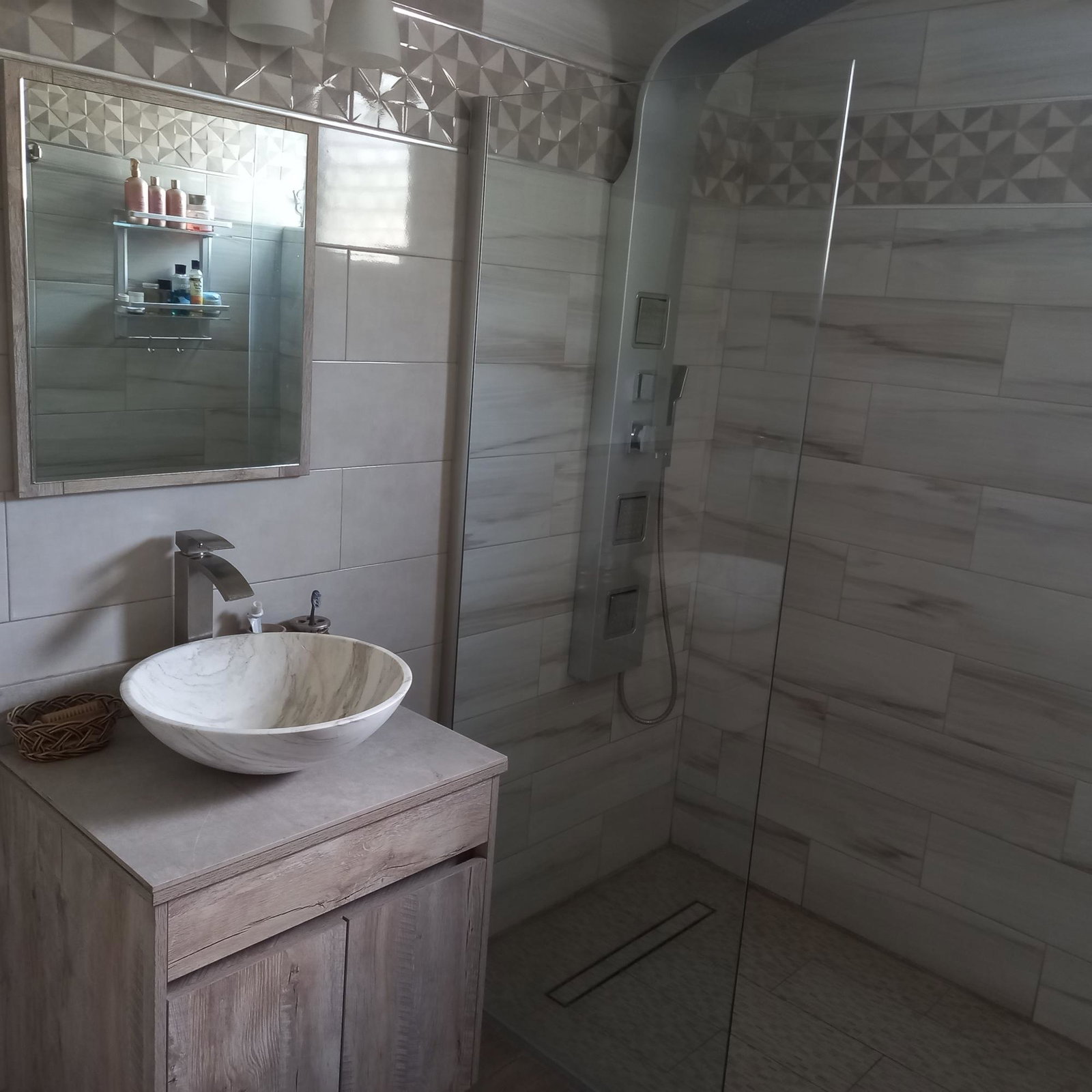 Twenty-First image of 20 Brentwood Terrace, in Red Hills, St. Andrew, Jamaica - property is For Rent