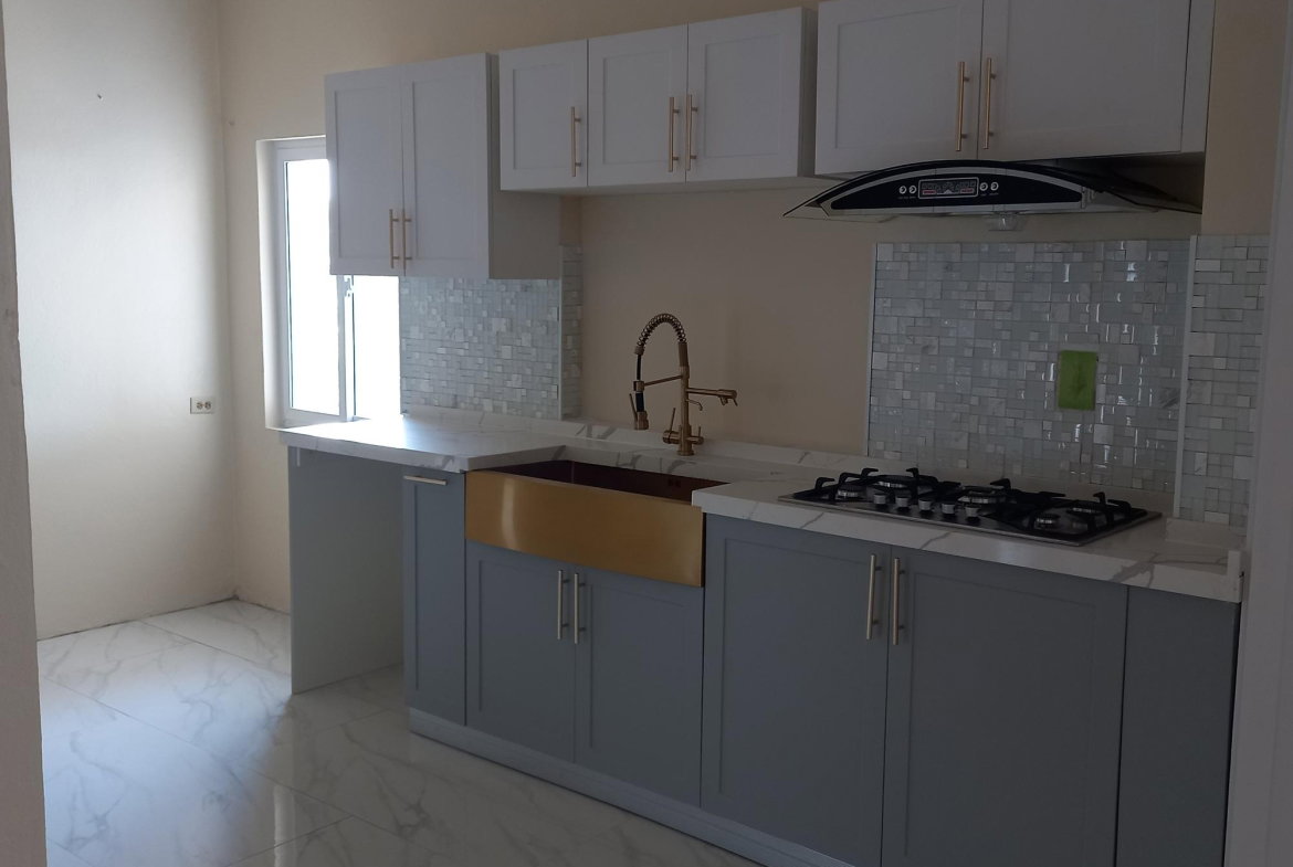 Seventh image of 20 Brentwood Terrace, in Red Hills, St. Andrew, Jamaica - property is For Rent