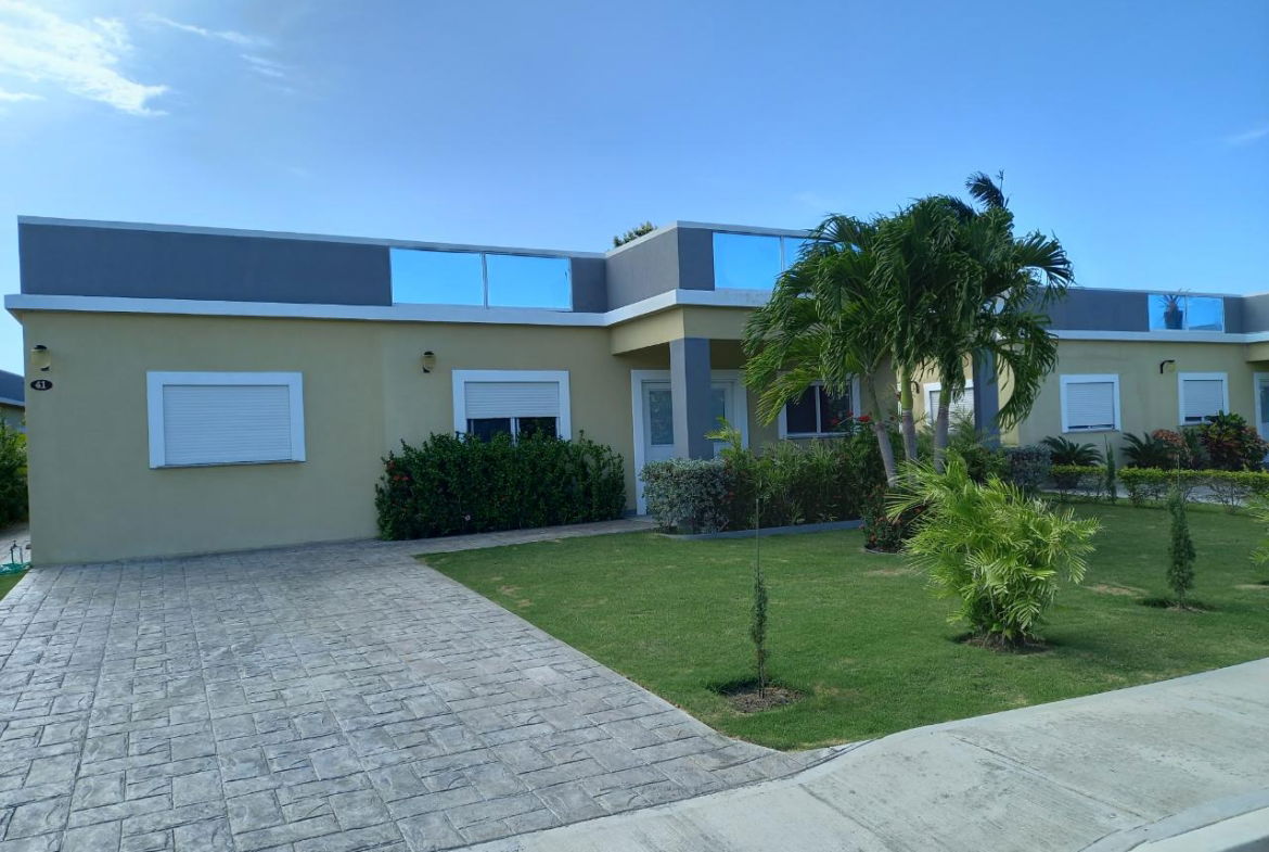 First image of 41 Marina Villas in St. Ann's Bay, St. Ann, Jamaica - property is For Rent