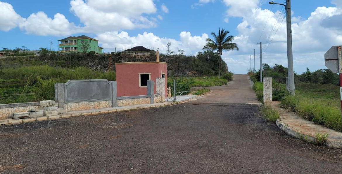 Seventh image of 35 la Piedra Montana in Hat Field, Manchester, Jamaica - property is For Sale