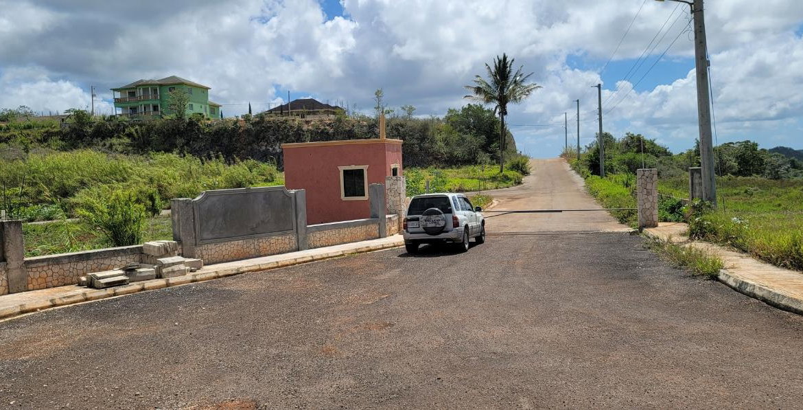 Eighth image of 35 la Piedra Montana in Hat Field, Manchester, Jamaica - property is For Sale
