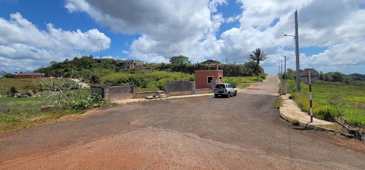 Stunning-3-Bedroom-Bungalow-for-Sale-in-La-Piedra-Montana-Estate-Jamaica Ninth image of 35 la Piedra Montana in Hat Field, Manchester, Jamaica - property is For Sale