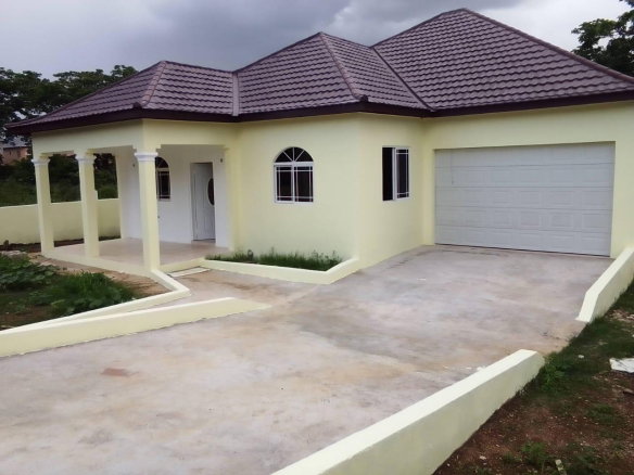First image of Lot 207 Olive Park in Santa Cruz, St. Elizabeth, Jamaica - property is For Sale