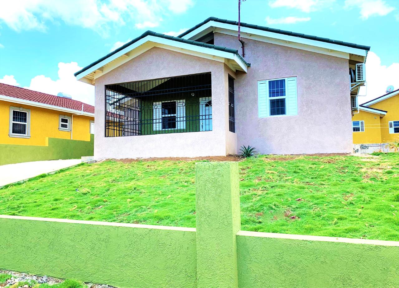 Fifth image of Stonebrook Manor in Falmouth, Trelawny, Jamaica - property is For Sale
