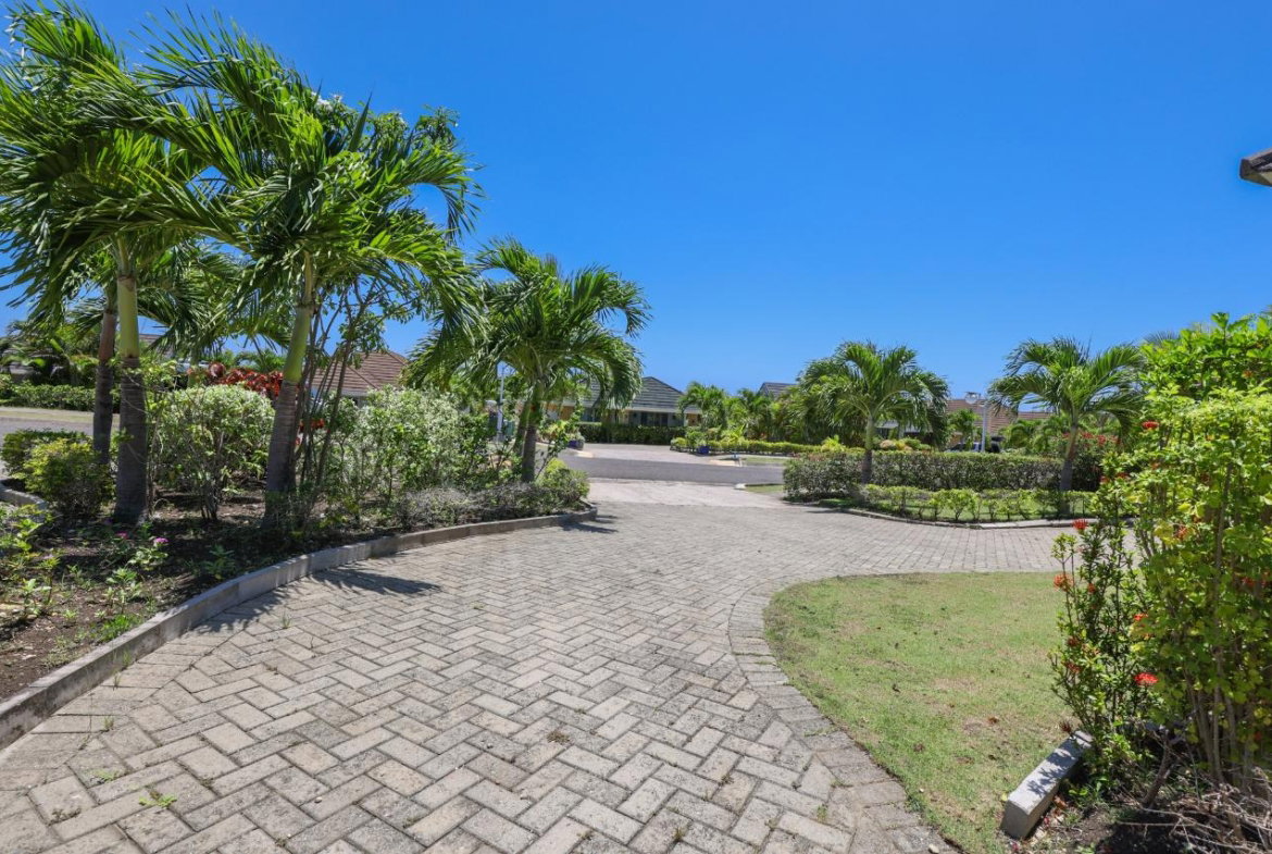Eleventh image of Richmond Estate in Laughlands, St. Ann, Jamaica - property is For Rent