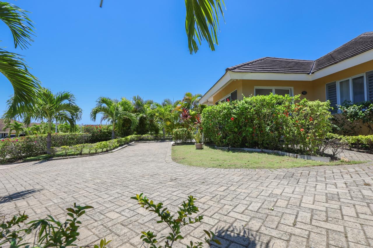 Eighth image of Richmond Estate in Laughlands, St. Ann, Jamaica - property is For Rent
