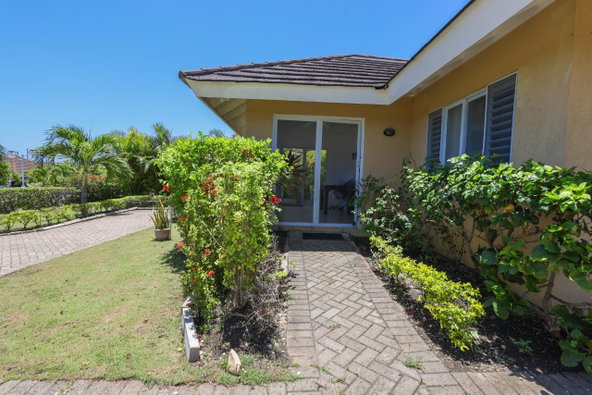 Tenth image of Richmond Estate in Laughlands, St. Ann, Jamaica - property is For Rent