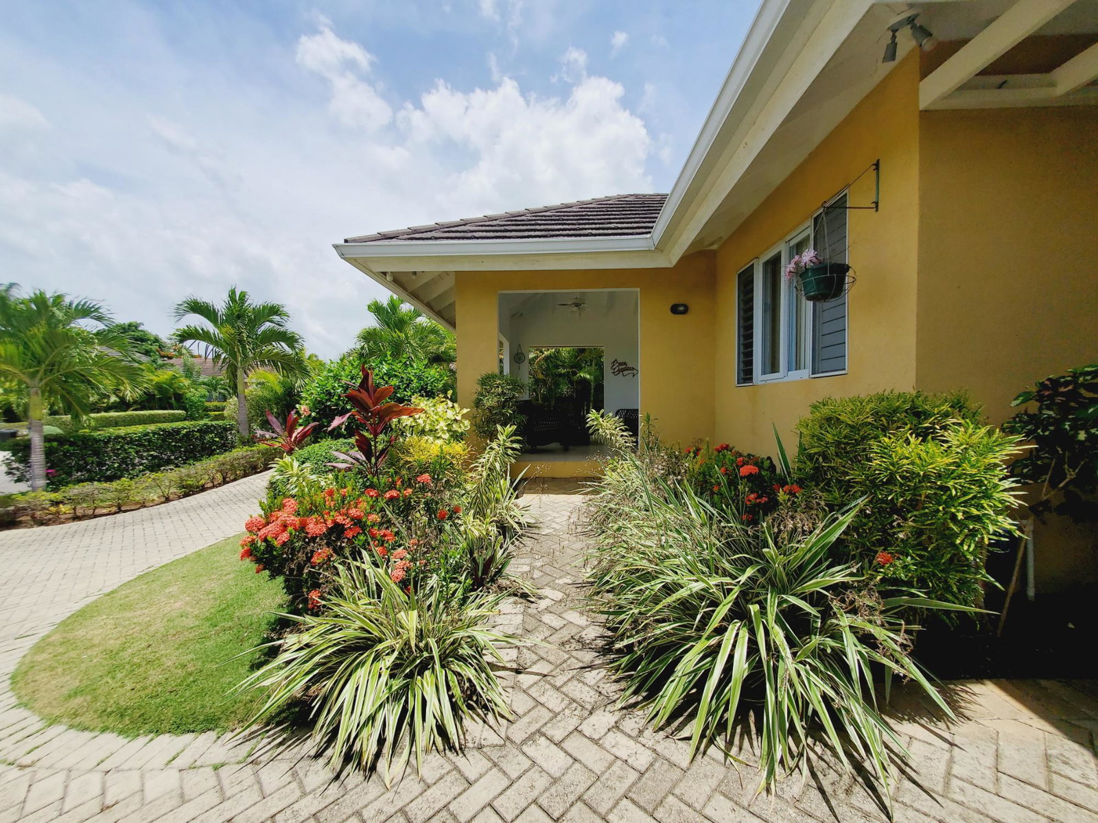 Second image of 712 Banana Walk in St. Ann's Bay, St. Ann, Jamaica - property is For Rent