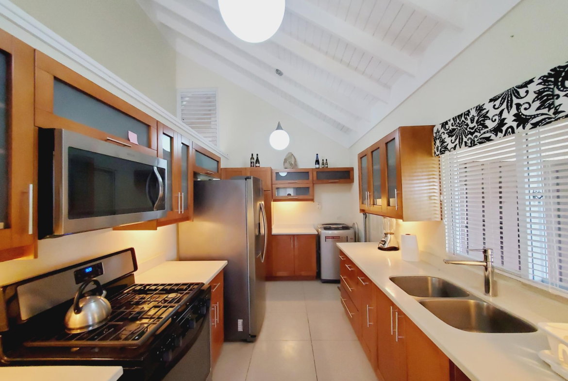 Eighth image of 712 Banana Walk in St. Ann's Bay, St. Ann, Jamaica - property is For Rent