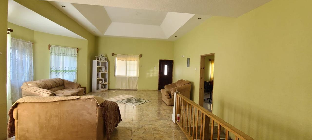 Stunning-3-Bedroom-Home-for-Sale-in-Bellewood-Heights-St.-Catherine Second image of 53 Bellewood Drive, St. ca in Bellevue Heights, St. Catherine, Jamaica - property is For Sale