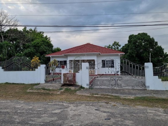 First image of 53 Buchaven, Buckshaven Cres in May Pen, Clarendon, Jamaica - property is For Sale