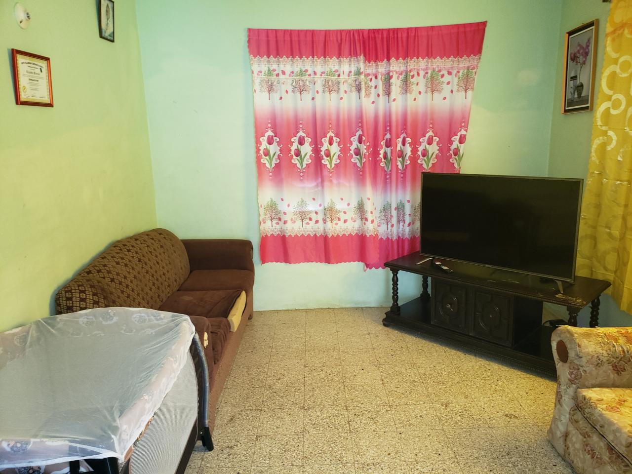 Fifth image of 6 Glen Way in Mandeville, Manchester, Jamaica - property is For Sale