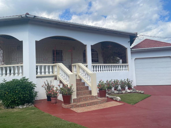 Sixth image of Longwood, Santa Cruz in Santa Cruz, St. Elizabeth, Jamaica - property is For Sale