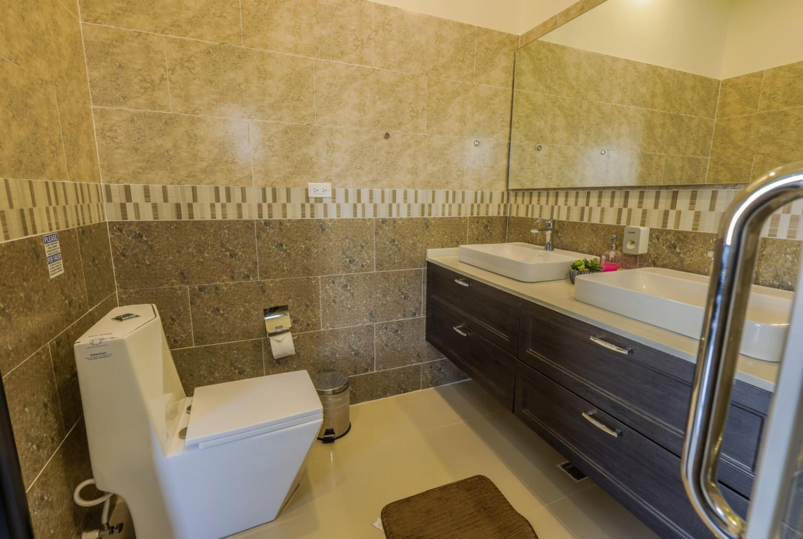 Thirteenth image of 29- Pyramid Point, Pyramid he in Breadnut Hill, St. Ann, Jamaica - property is For Sale