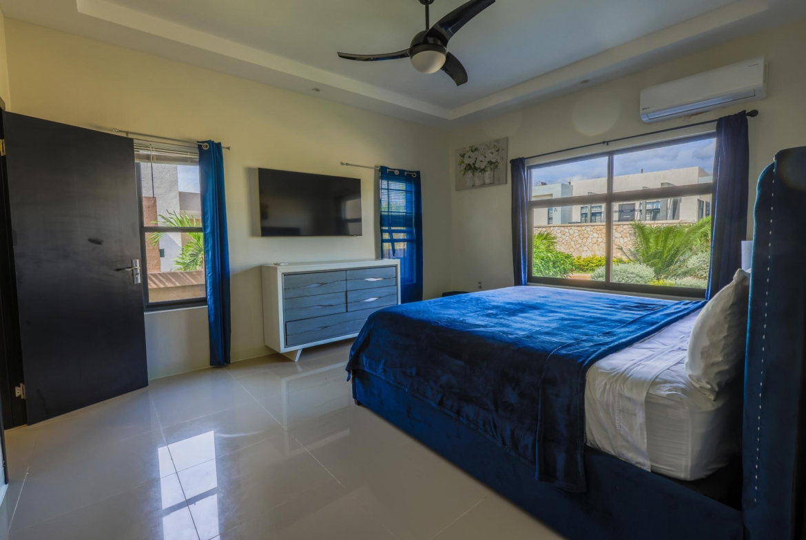 Tenth image of 29- Pyramid Point, Pyramid he in Breadnut Hill, St. Ann, Jamaica - property is For Sale