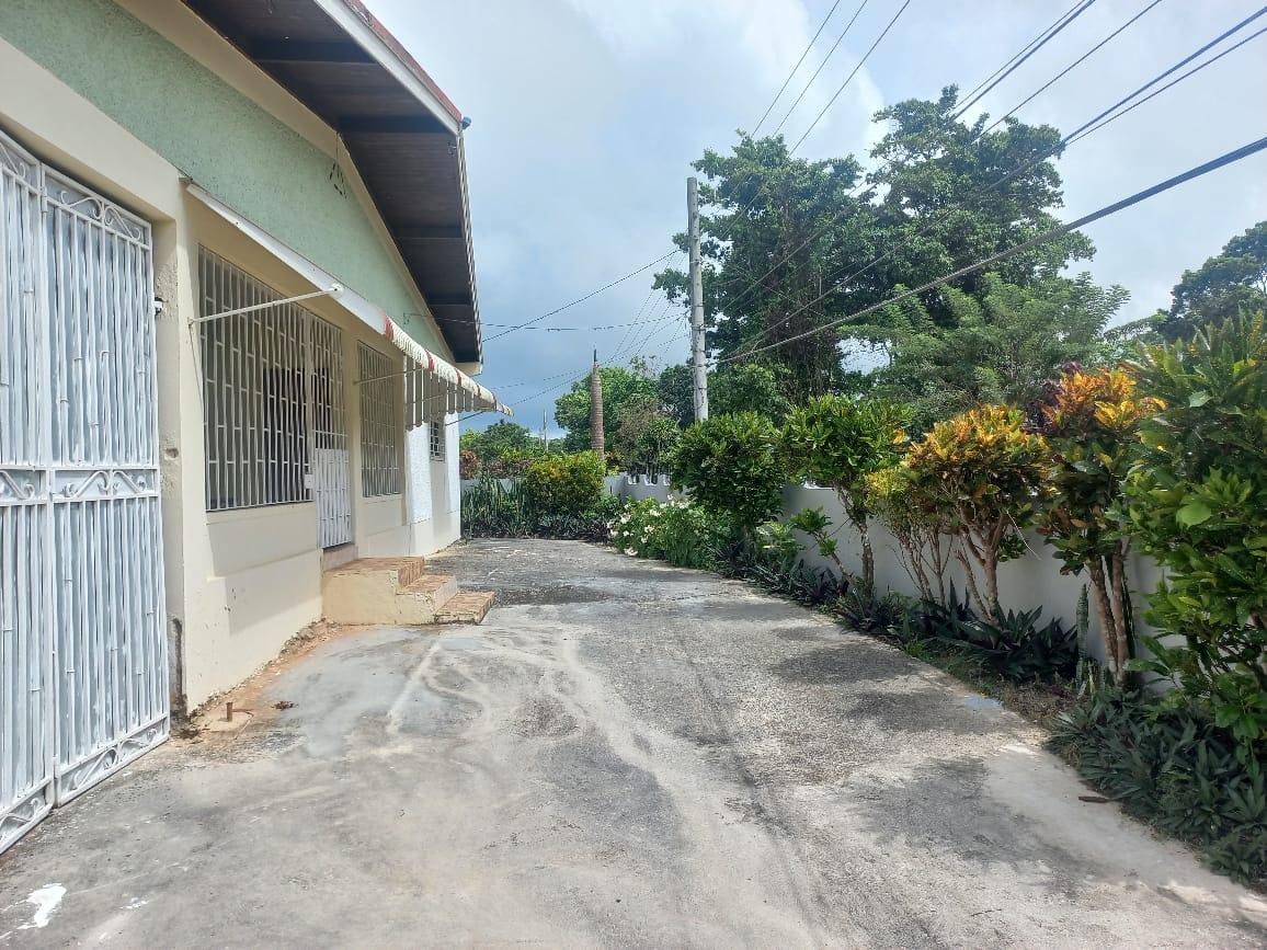 Stunning-3-Bedroom-House-for-Sale-in-Lilyfield-St.-Ann Fifth image of 47 Lilyfield & Elgin Hall, b in Bamboo, St. Ann, Jamaica - property is For Sale