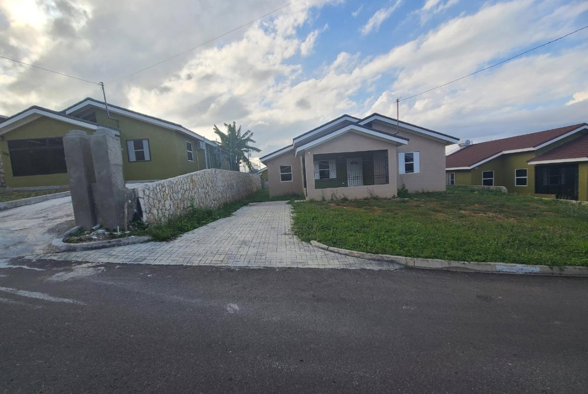 Third image of 787 Stonebrook Manor in Falmouth, Trelawny, Jamaica - property is For Sale