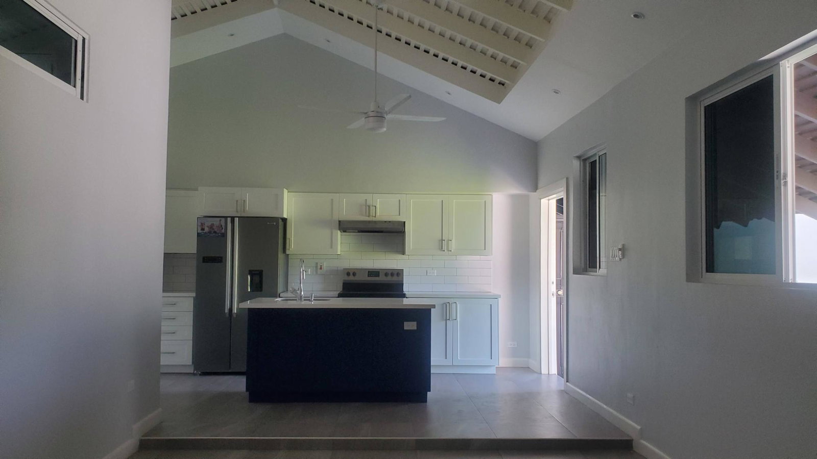 Thirteenth image of 3c-12 - 16 Oxford Road in Kingston 5, St. Andrew, Jamaica - property is For Rent