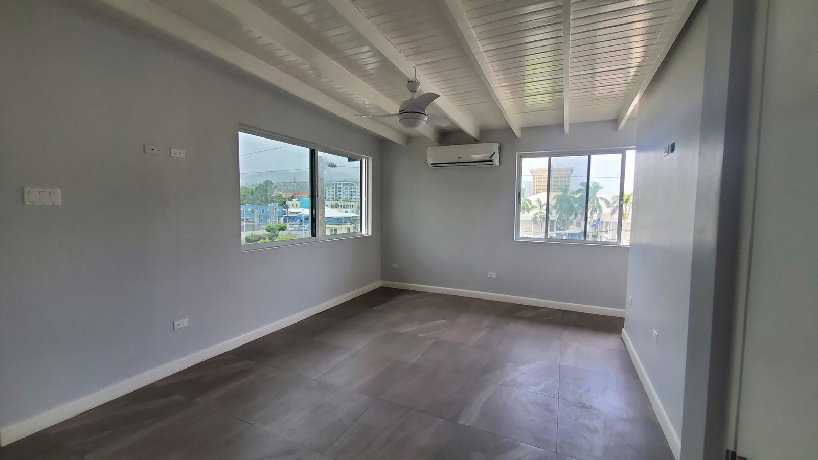Third image of 3c-12 - 16 Oxford Road in Kingston 5, St. Andrew, Jamaica - property is For Rent
