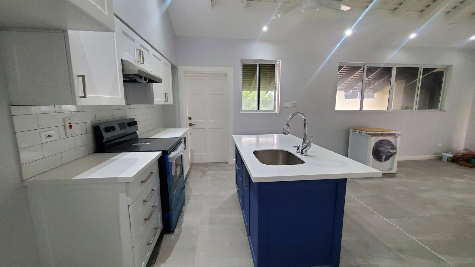 Fifth image of 3c-12 - 16 Oxford Road in Kingston 5, St. Andrew, Jamaica - property is For Rent