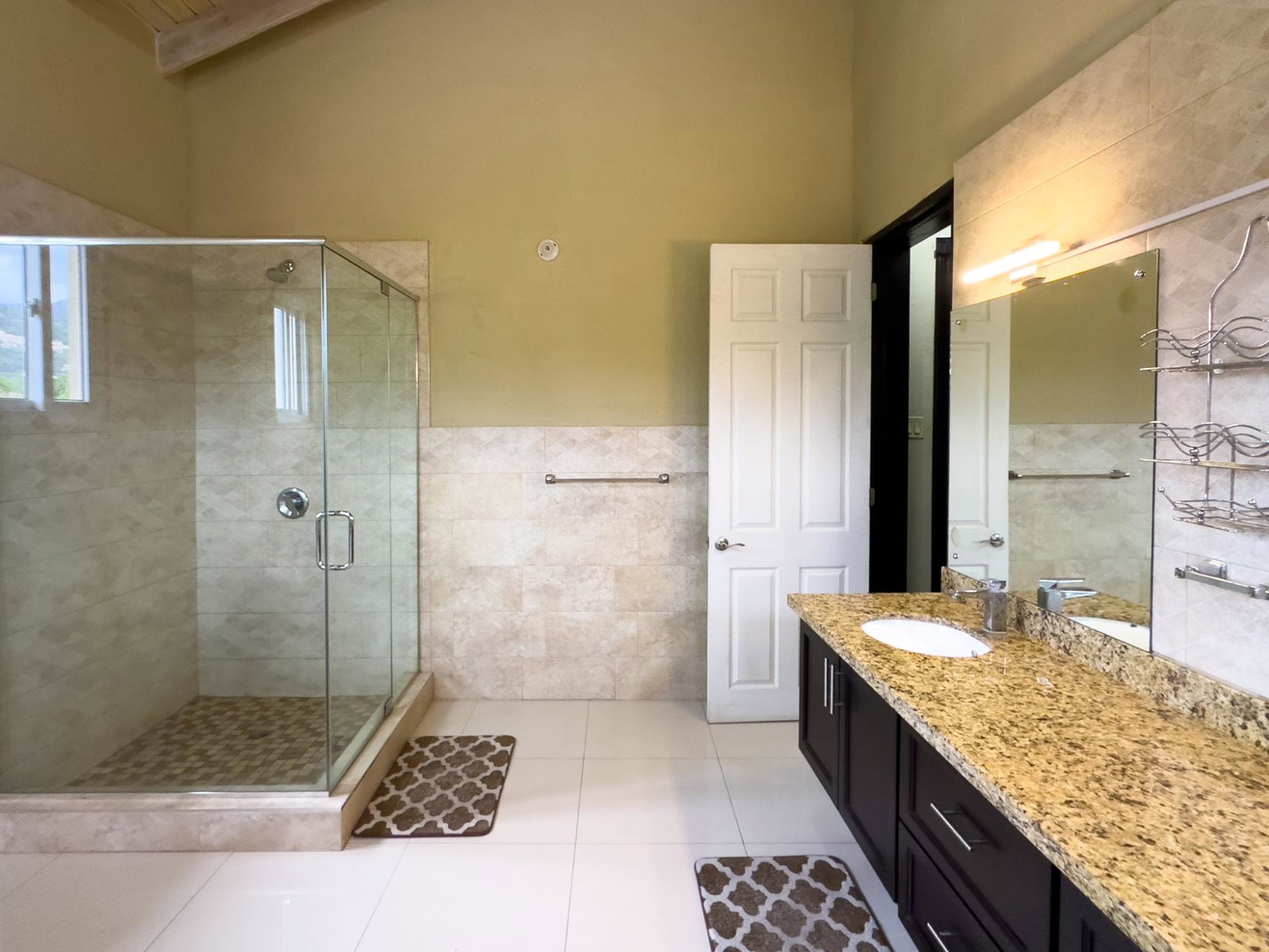 Stunning-3-Bedroom-Penthouse-for-Rent-in-Jamaica-Spectacular-City-Harbour-Views Sixth image of 10-3 Evans Avenue in Kingston 8, St. Andrew, Jamaica - property is For Rent