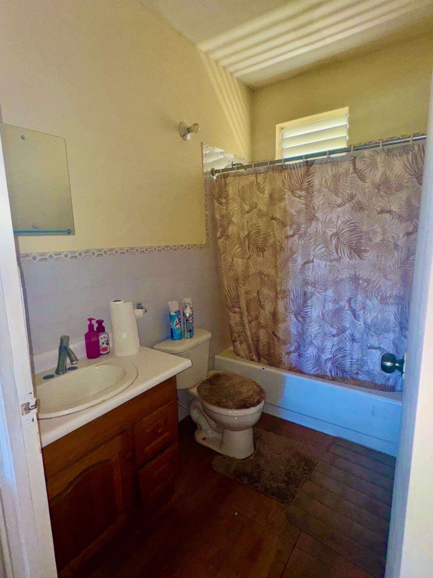 Eighth image of 34-18 Kensington Crescent in NEW KINGSTON, St. Andrew, Jamaica - property is For Sale