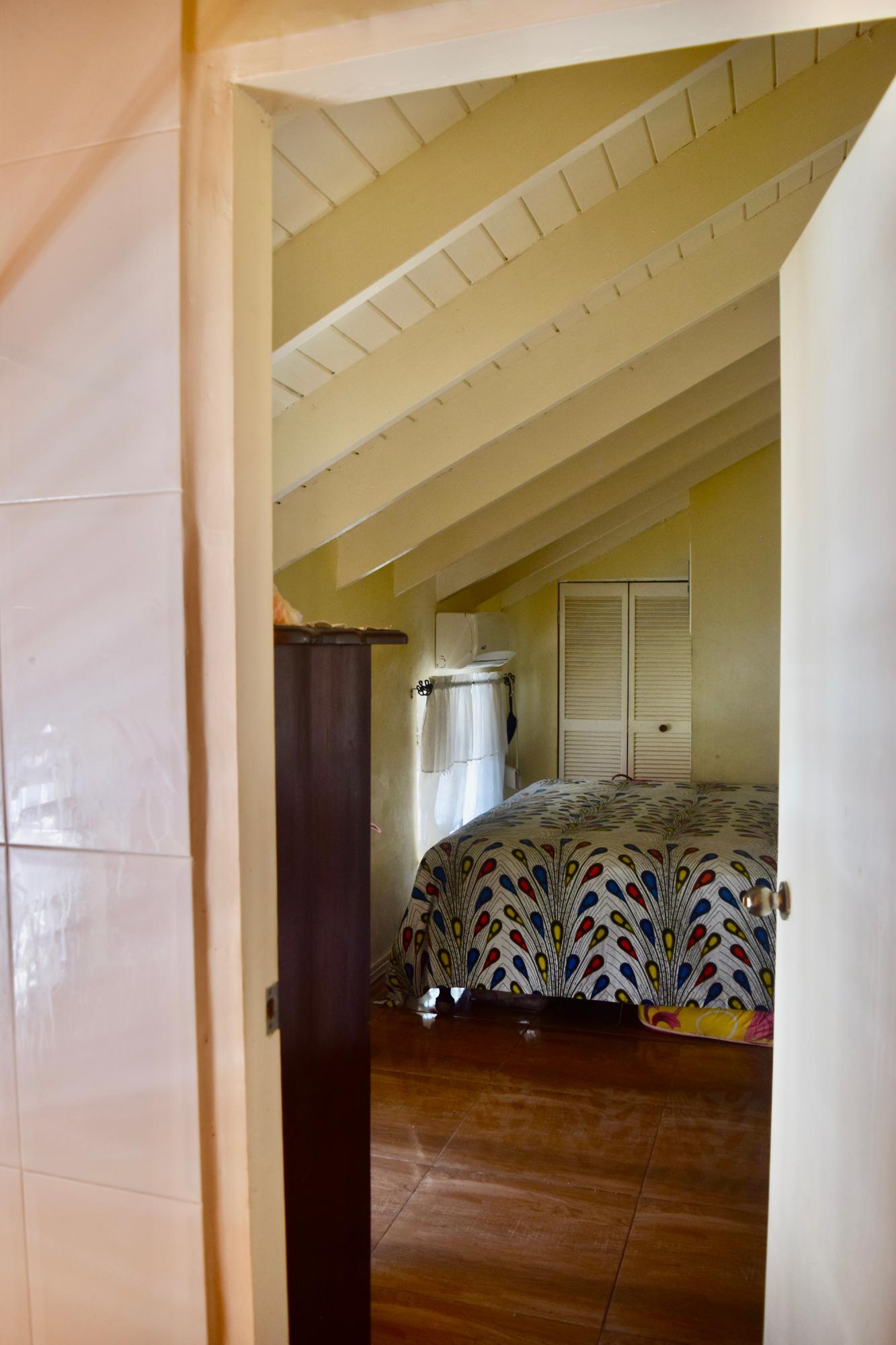 Tenth image of 34-18 Kensington Crescent in NEW KINGSTON, St. Andrew, Jamaica - property is For Sale