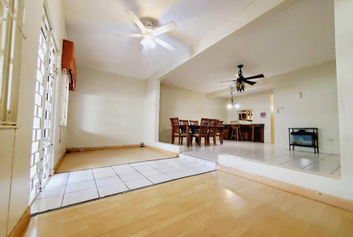 Eleventh image of Ravinia Mews in Kingston 6, St. Andrew, Jamaica - property is For Sale