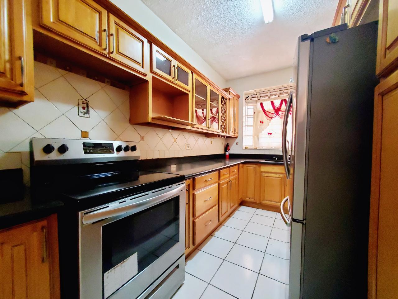 Third image of Ravinia Mews in Kingston 6, St. Andrew, Jamaica - property is For Sale