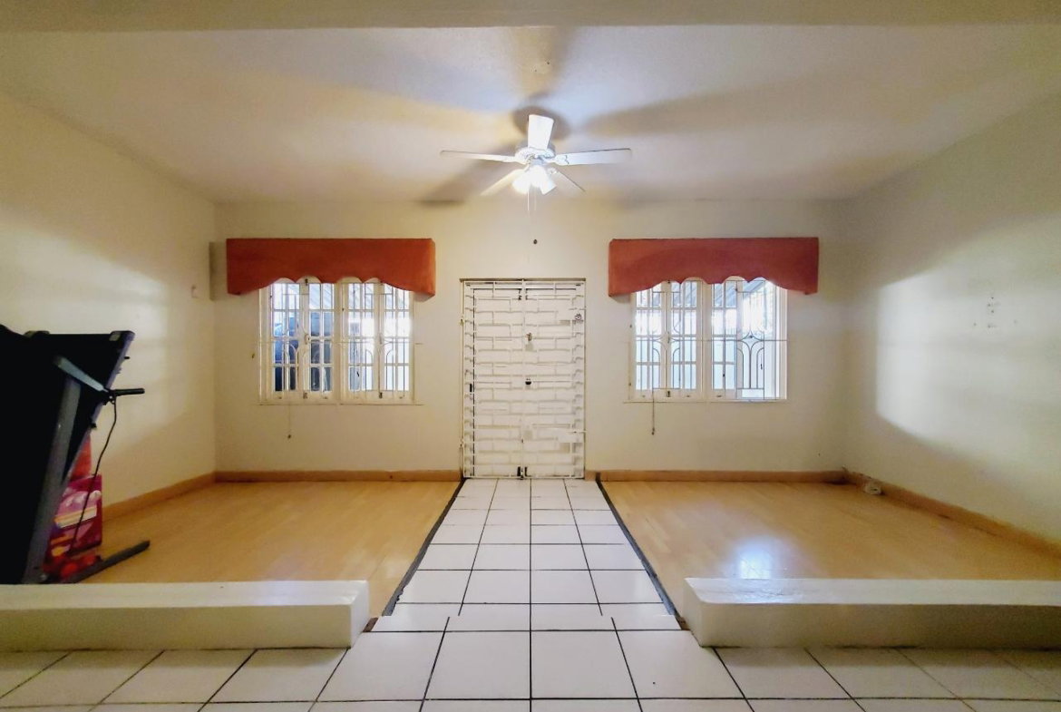 Tenth image of Ravinia Mews in Kingston 6, St. Andrew, Jamaica - property is For Sale