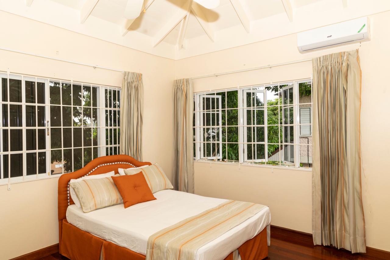 Fifteenth image of 10c Benson Avenue in Kingston 8, St. Andrew, Jamaica - property is For Rent