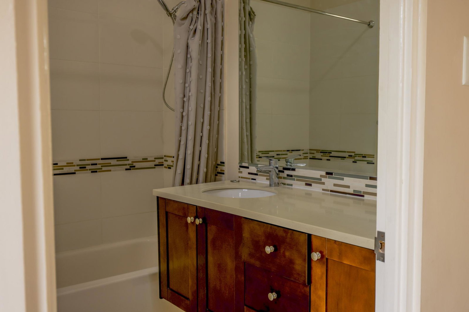 Twelfth image of 16- Stanley Terrace in Kingston 19, St. Andrew, Jamaica - property is For Rent
