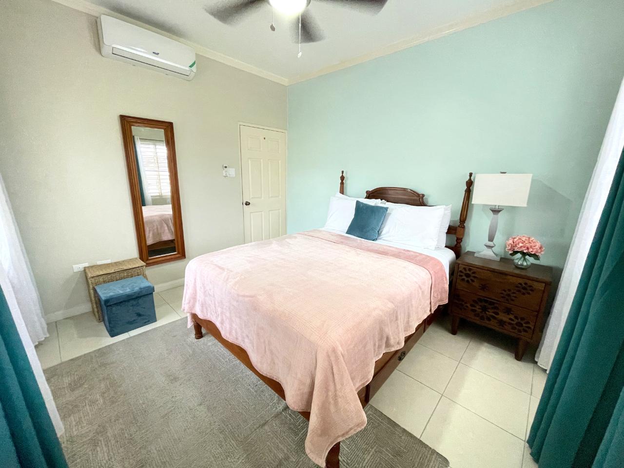 Nineteenth image of Kings House Avenue in Kingston 6, St. Andrew, Jamaica - property is For Rent