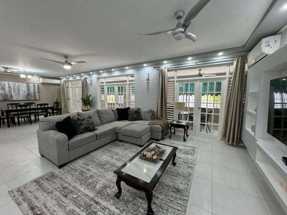 Eleventh image of 3 Retreat Ave in Kingston 6, St. Andrew, Jamaica - property is For Rent