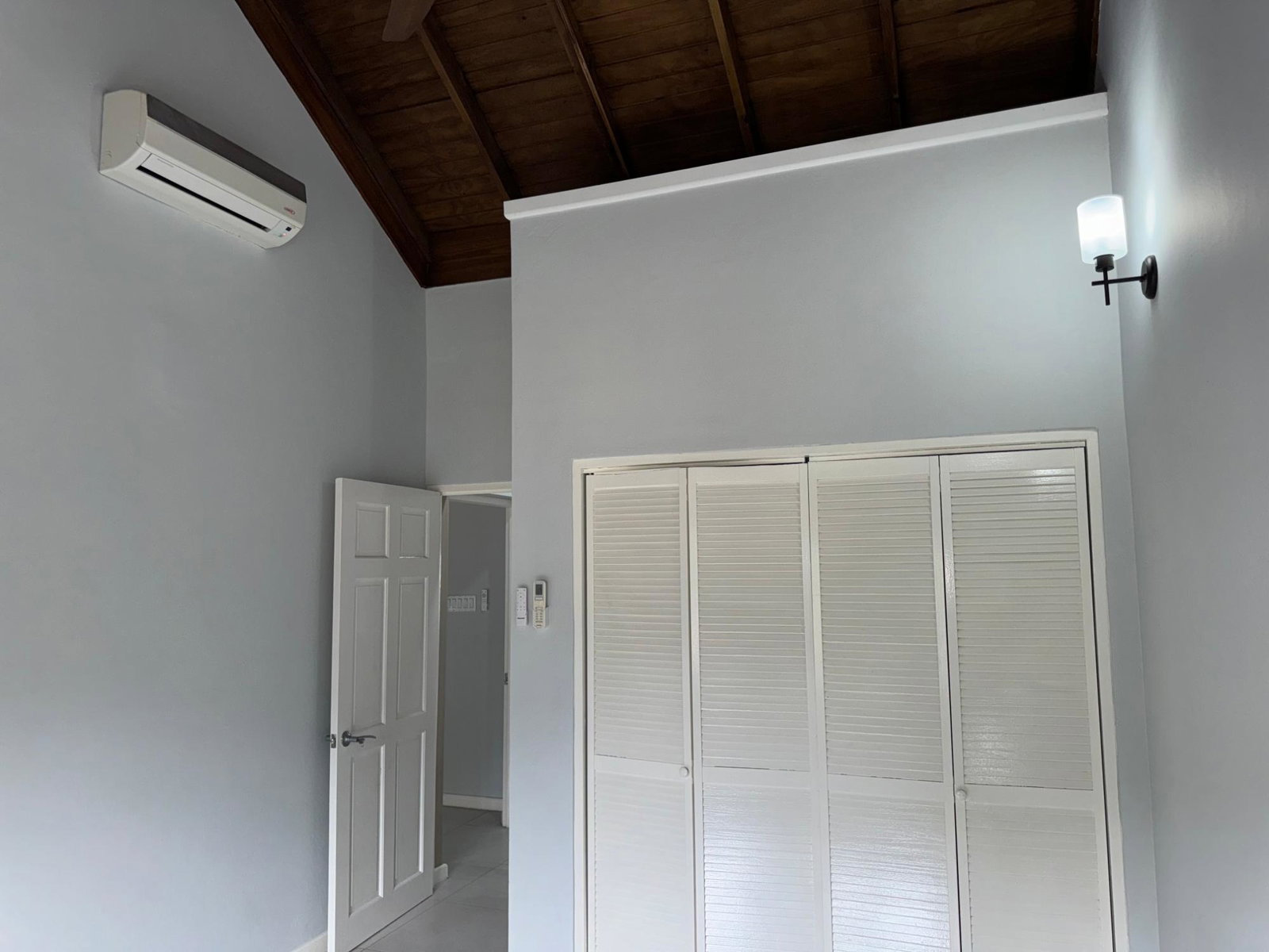 Nineteenth image of 3 Retreat Ave in Kingston 6, St. Andrew, Jamaica - property is For Rent
