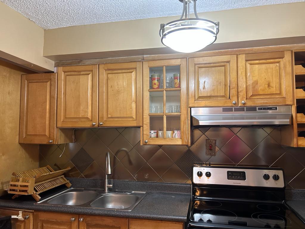 Ninth image of 52 Birch Way in Kingston 6, St. Andrew, Jamaica - property is For Sale